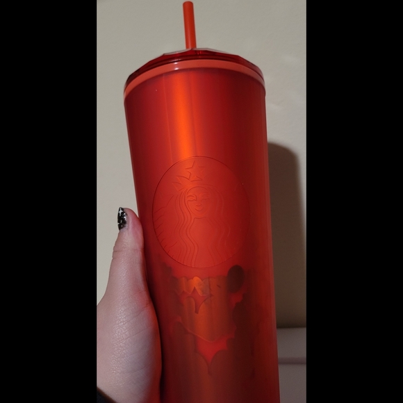 Starbucks Red Valentine's cup - Picture 3 of 3